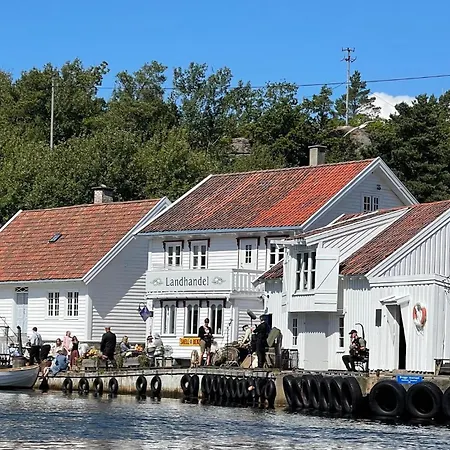 Gorgeous In With Wifi *